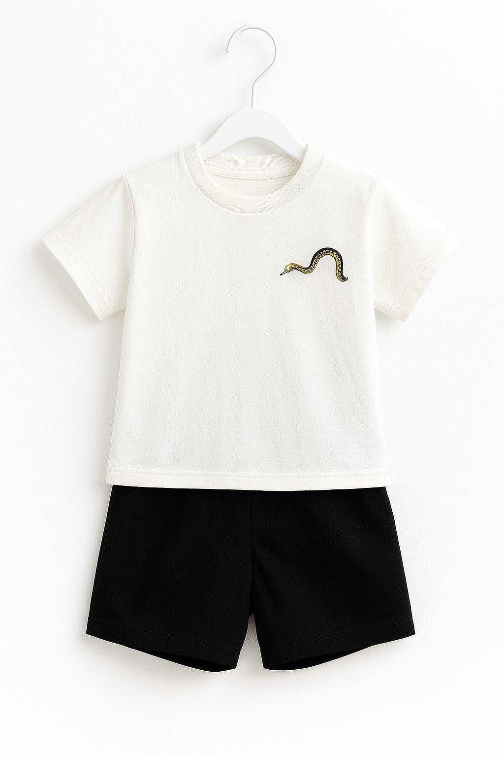 Stylish Snake Patch T-Shirt & Shorts Set – Tots Paris